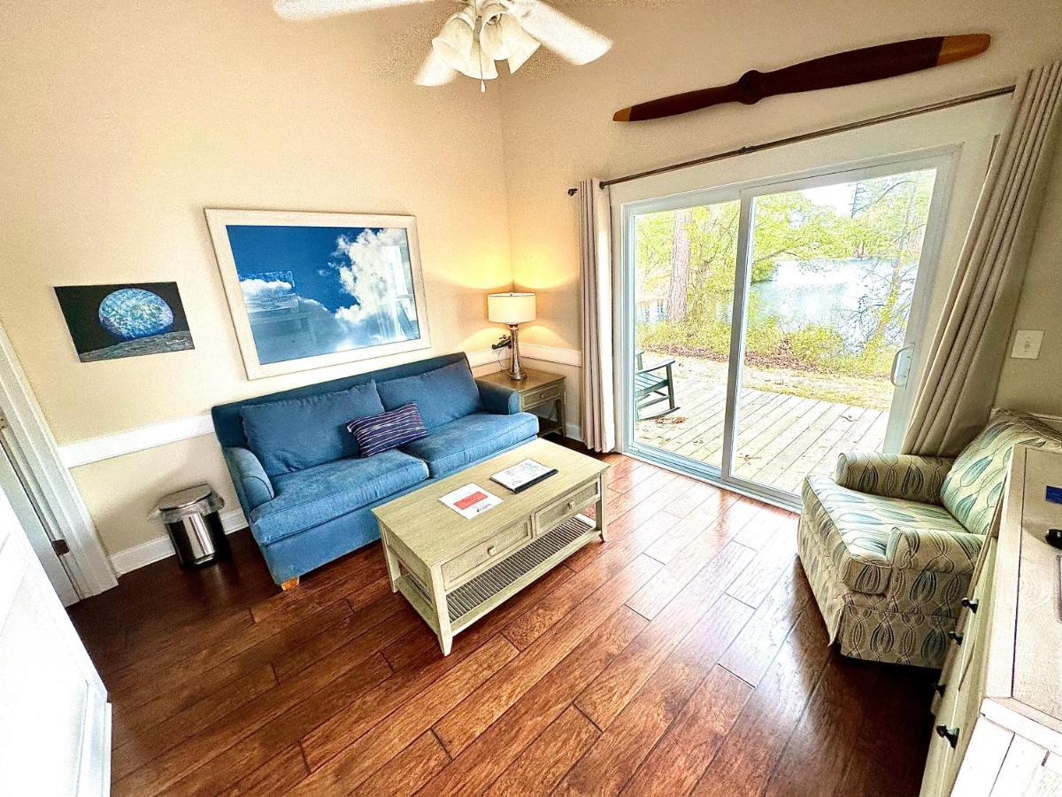 Hotel Cape Fear Vineyard And Winery Elizabethtown Exterior foto